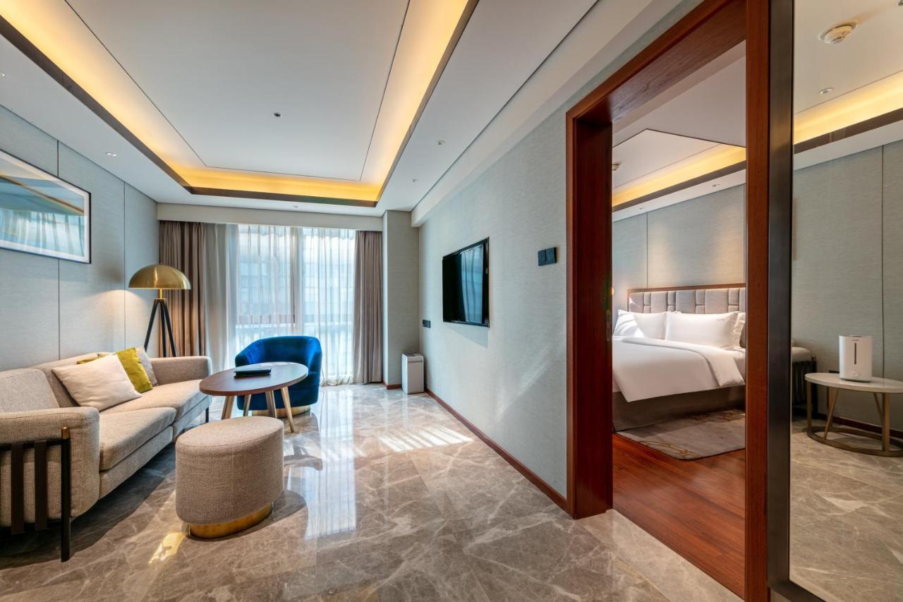 Holiday Inn Suites Xi'An High-Tech Zone By Ihg Xi'an (Shaanxi) Exterior foto