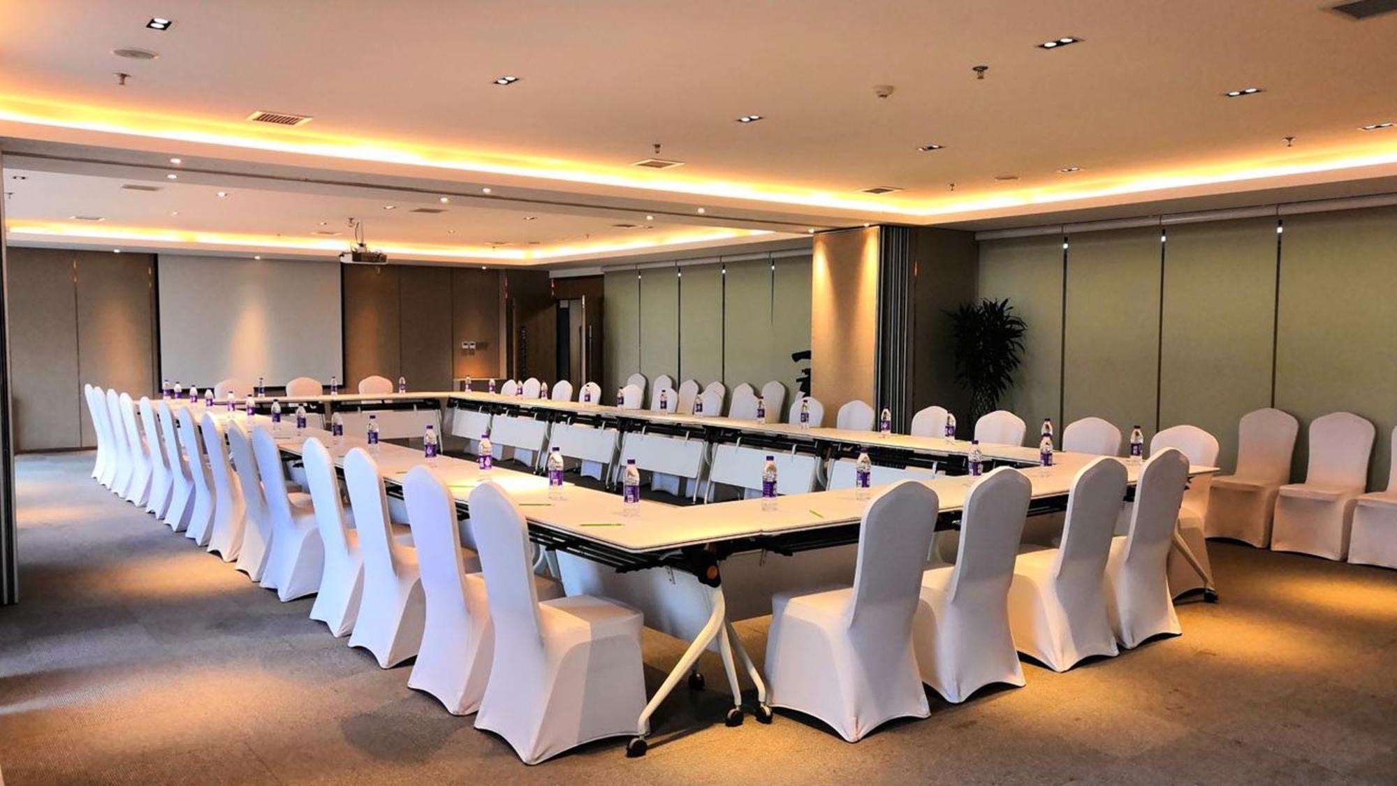 Holiday Inn Suites Xi'An High-Tech Zone By Ihg Xi'an (Shaanxi) Exterior foto